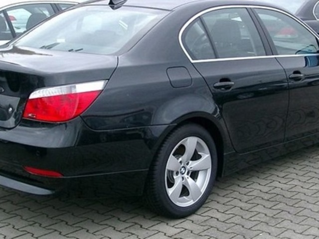 BMW 520 2003