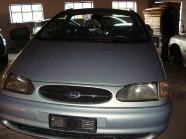 Ford Galaxy 2000