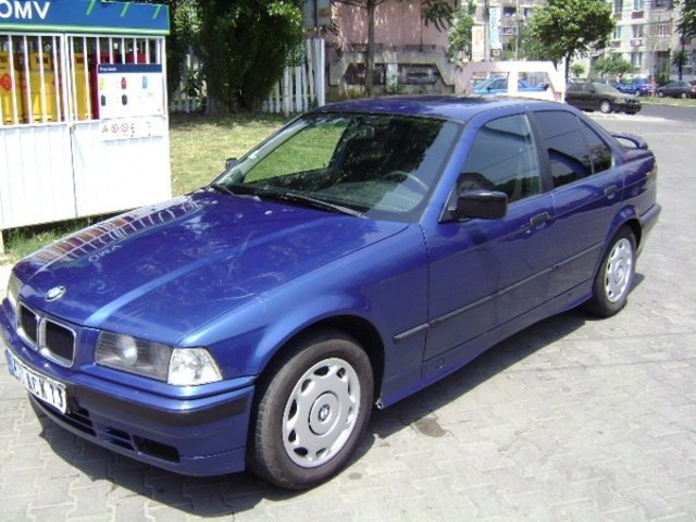 BMW 1990