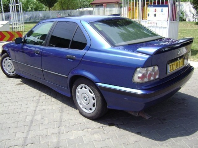 BMW 1990