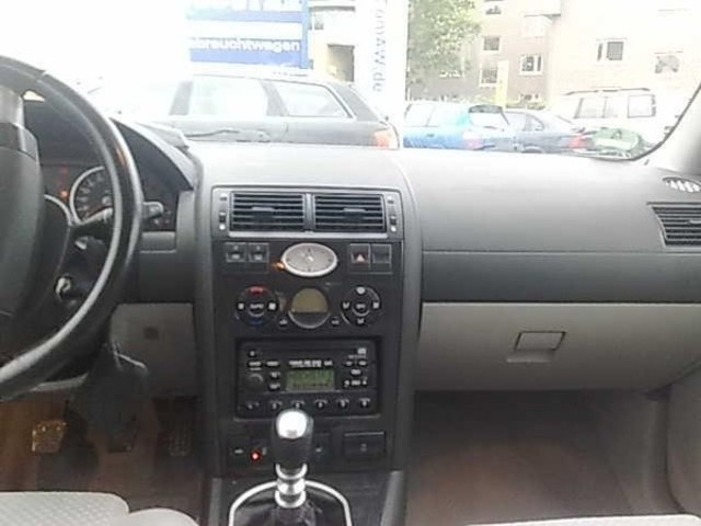 Ford 2001