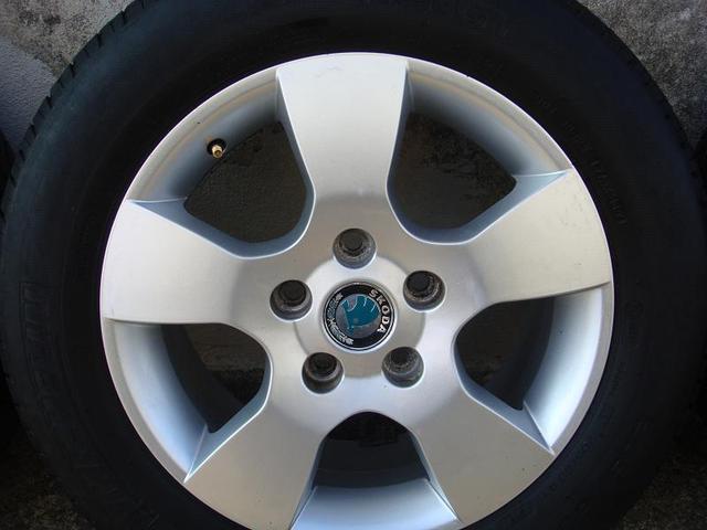 Vand sau schimb jante r15