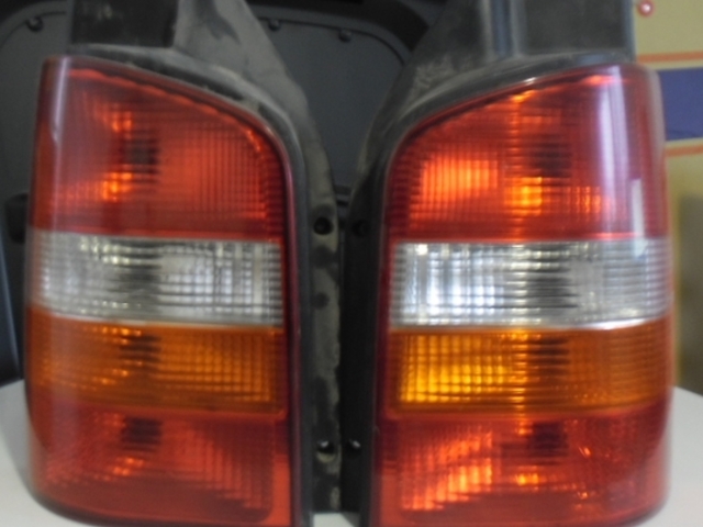 Lampa spate/stop stange/dreapta VW T5