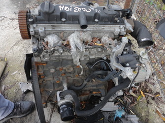 Vindem motor de Peugeot 2.0. cod motor RHY.
