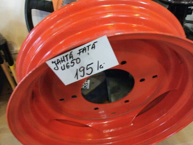 ANVELOPA TRACTOR U 650 ,CU CAMERA