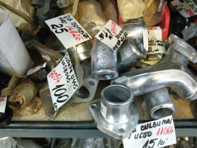ANVELOPA TRACTOR U 650 ,CU CAMERA