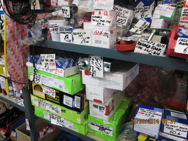 distribuitor hidraulic tractor u650