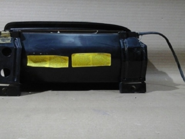 Vindem airbag bord pasager Lancia Kappa din dezmembrari