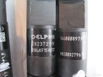 Vand injectoare Renault Megane 3 / Fluence  1.5 dci , euro 5 , cod Renault :166000897R