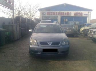 Dezmembrez Opel Vectra C