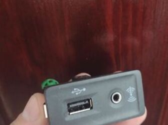 slot USB ( mufa USB + input AUX )  de vw golf 7 / porsche macan