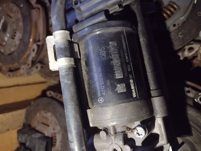compresor suspensie de mercedes benz clasa E w212 cod : A2123200404