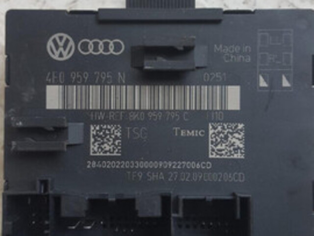 Calculator Confort Usa Spate Audi A6 (2004 2011) [4f2 C6] 4f0959795