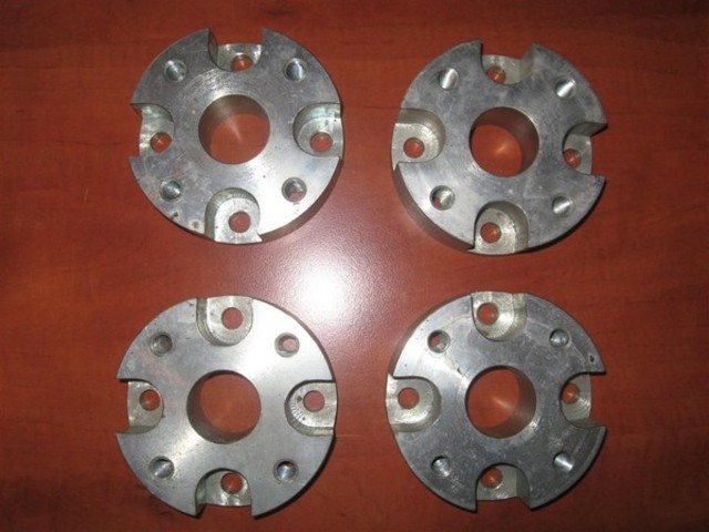 Vind flanse(distantiere) roti logan sau renault megane