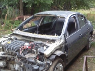 Vand piese auto megane 2 din dezmembrari.