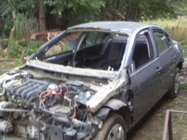 Vand piese auto megane 2 din dezmembrari.