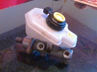 Vand pompa frana ford puma