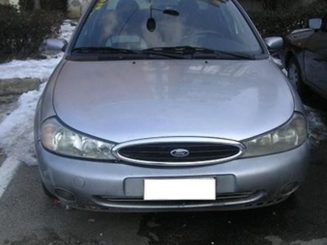Dezmembrez ford mondeo