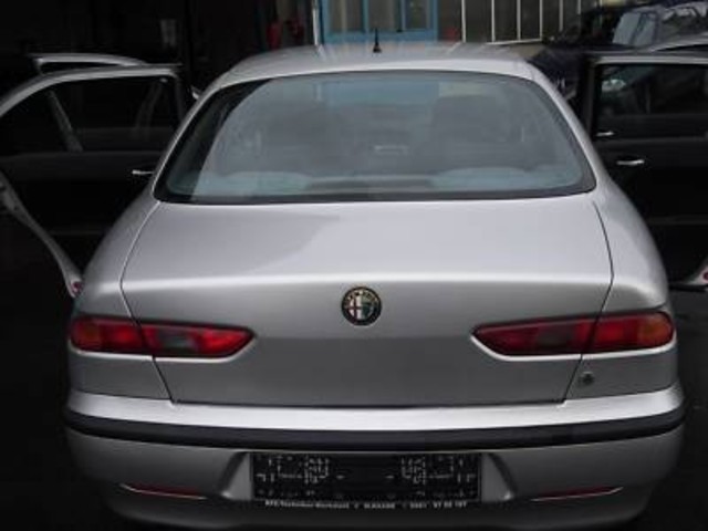 Dezmembrez alfa-romeo