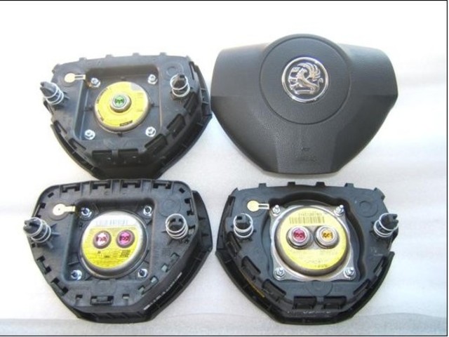 Airbag sofer opel astra h , vectra c ,zafira b  2005-2009