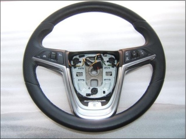 Volan cu airbag opel astra j , insignia , ampera 2010-2012