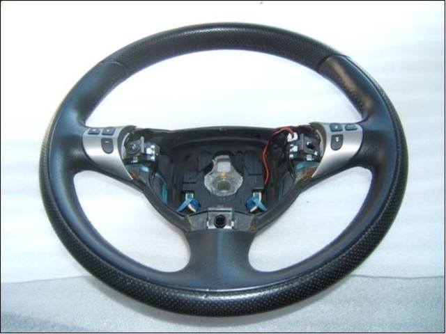 Alfa romeo 147 si 156 volan piele neagra perforata si comenzi cu spirala airbag
