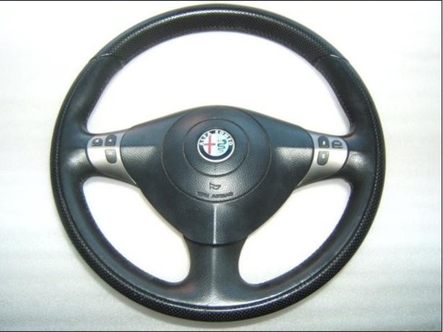 Alfa romeo 147 si 156 airbag si volan piele cu comenzi + spirala airbag   .model 2001-2006  !