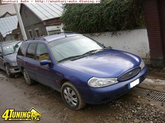 Vand clima ford mondeo (climatronic complet) si alte piese mondeo 1 si 2