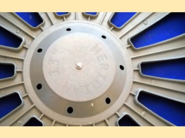 Capace roata mbj doua 2 bucati second hand folosite uzate