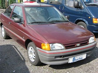 Vindem piese ford escort 1,8d,60cp,hatchback